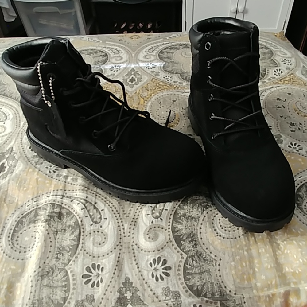 Mountain Gear winter boots
